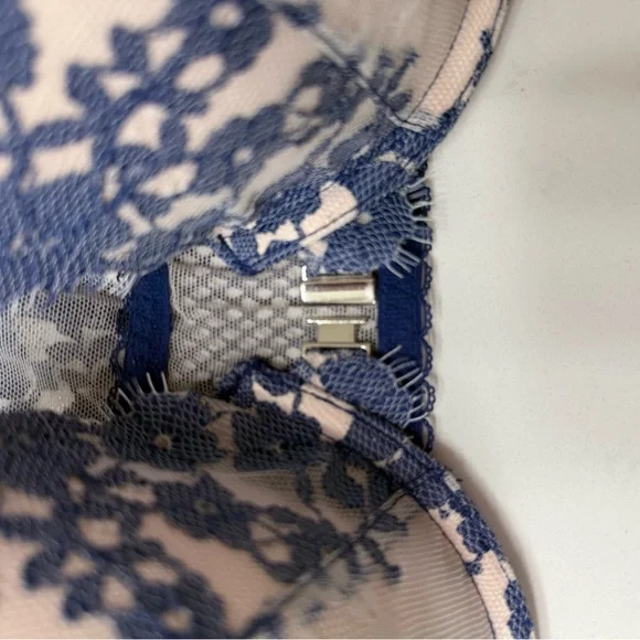 Racerback Dream Angels Lined Demi 34dd - Picture 6 of 6